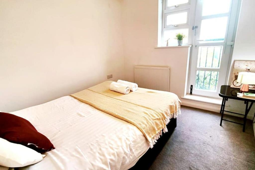 Aldgate Flats In E1. Apartman London Kültér fotó