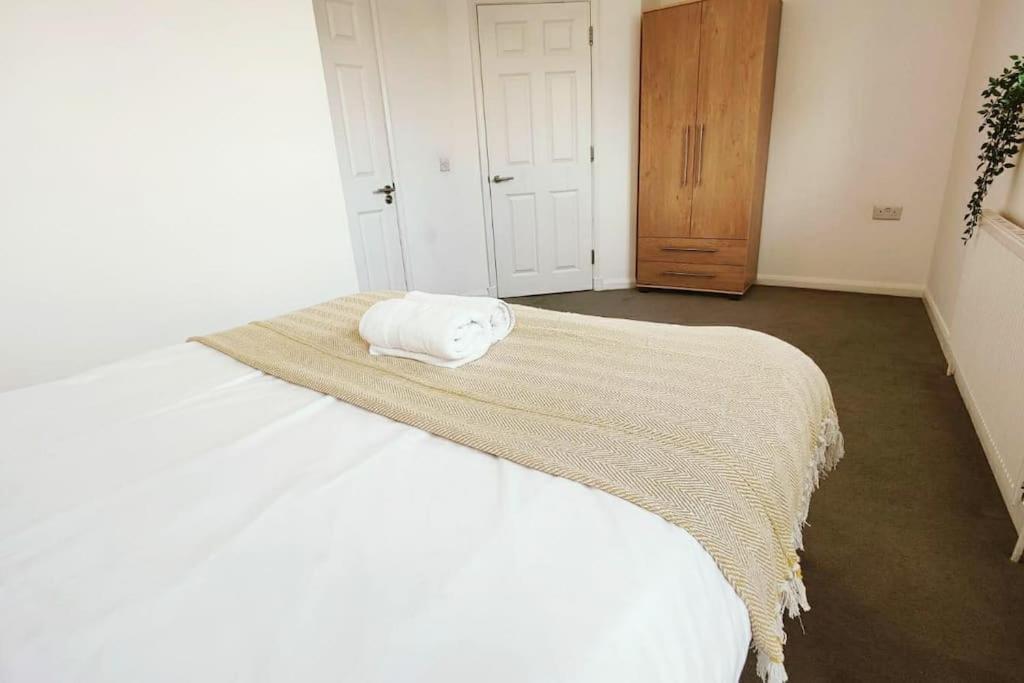 Aldgate Flats In E1. Apartman London Kültér fotó