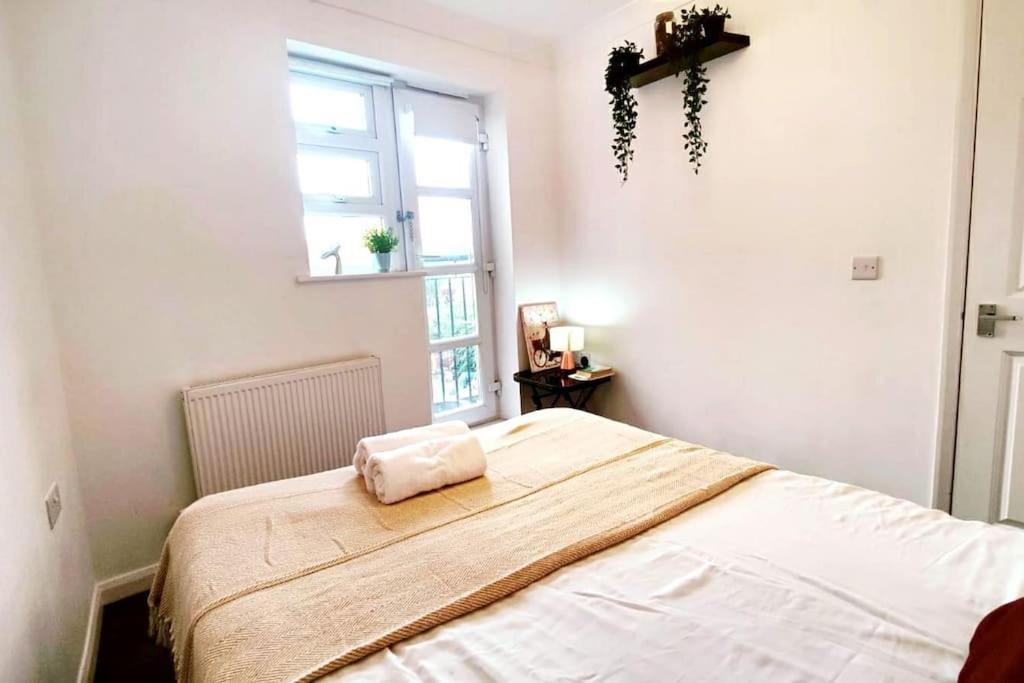 Aldgate Flats In E1. Apartman London Kültér fotó